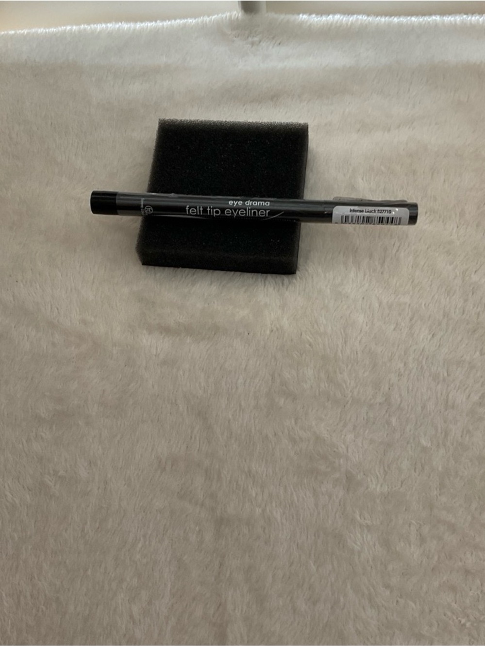 Felt Tip Eyeliner Pen - Black